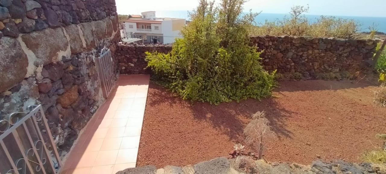 Casa Nela. Rural Y Acogedora En Las Puntas El Hierro Frontera Eksteriør billede